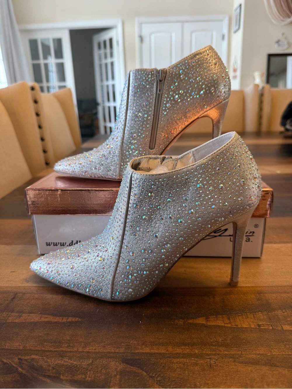 DDK KINSLEY-40 Silver Rhinestone Ankle Bootie Zip Pointed Toe, Women 8.5